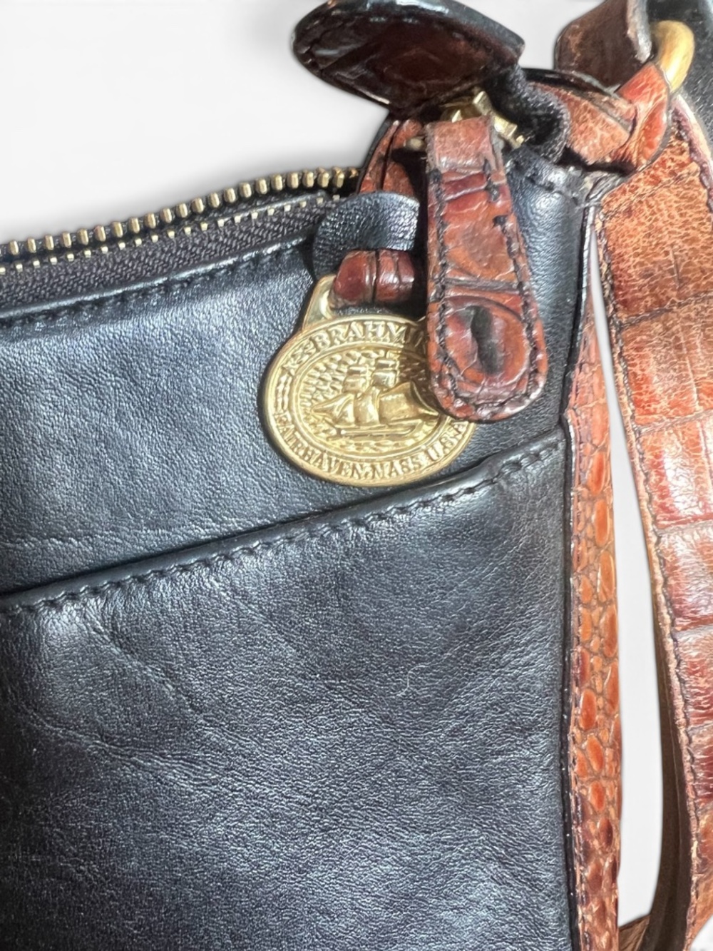 Brahmin Vintage Black Leather Croc Trim Shoulder Bag Crossbody - Picture 4 of 6